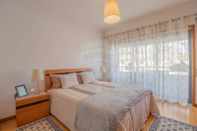 Apartamento T3 para Venda em Arcozelo