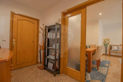 Apartamento T3 para Venda em Arcozelo
