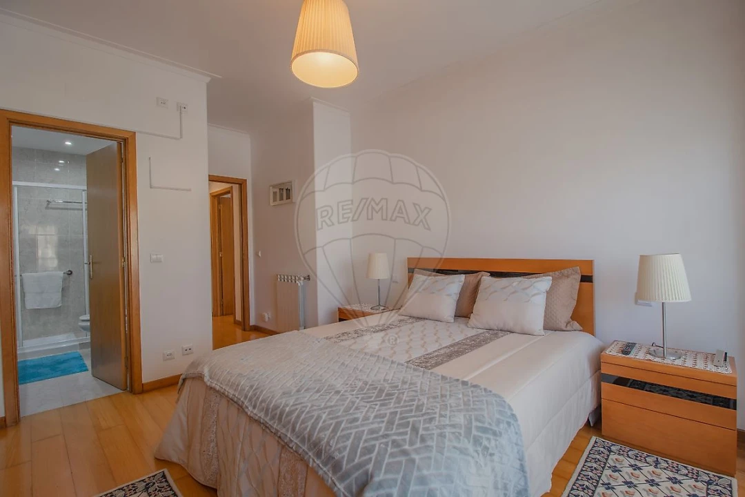 Apartamento T3 para Venda em Arcozelo Foto 6
