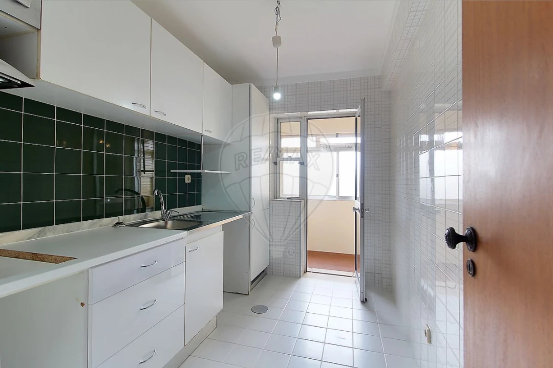 Apartamento T1 para Arrendamento em São Mamede de Infesta e Senhora da Hora Foto 4