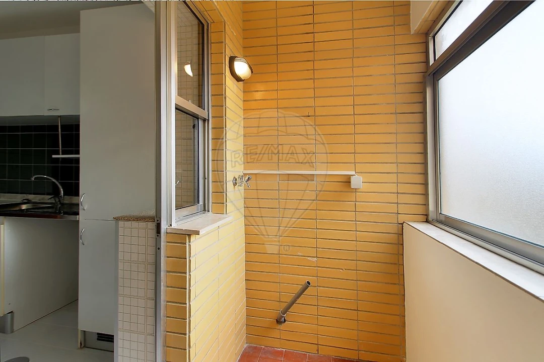 Apartamento T1 para Arrendamento em São Mamede de Infesta e Senhora da Hora Foto 7
