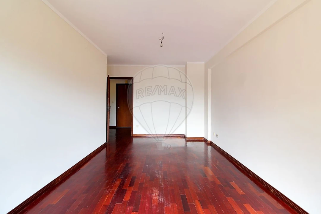 Apartamento T1 para Arrendamento em São Mamede de Infesta e Senhora da Hora Foto 1
