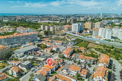 Moradia T5 para Venda em Mafamude e Vilar do Paraíso