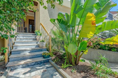 Moradia T5 para Venda em Mafamude e Vilar do Paraíso