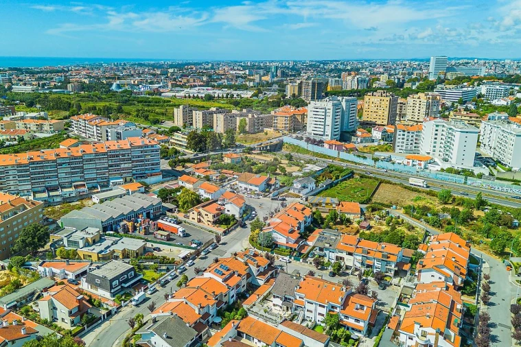 Moradia T5 para Venda em Mafamude e Vilar do Paraíso Foto 32