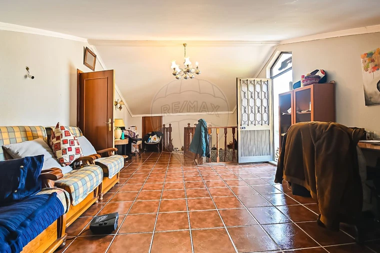 Moradia T7 para Venda em Alijo Foto 8