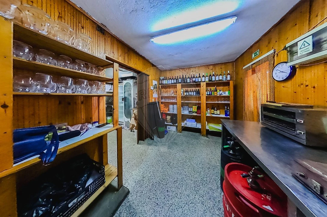 Negócio para Venda em Madalena Foto 9