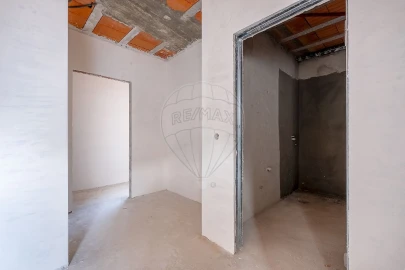 Moradia T3 para Venda em Pedroso e Seixezelo