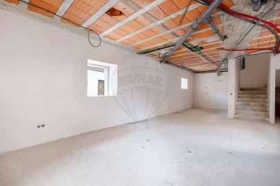 Moradia T3 para Venda em Pedroso e Seixezelo