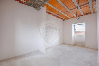 Moradia T3 para Venda em Pedroso e Seixezelo