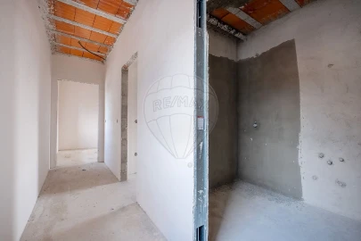 Moradia T3 para Venda em Pedroso e Seixezelo