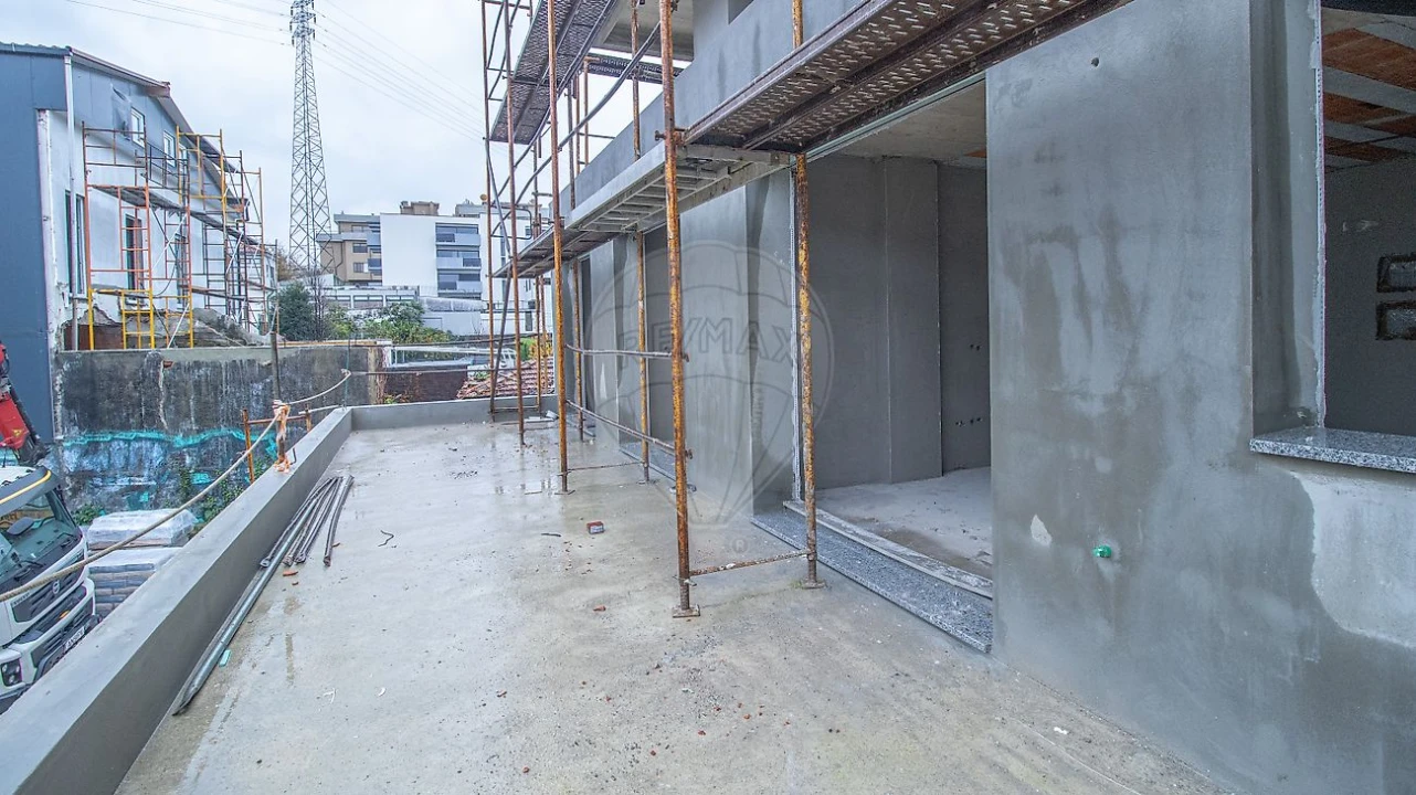 Apartamento T2 para Venda em Mafamude e Vilar do Paraíso Foto 17