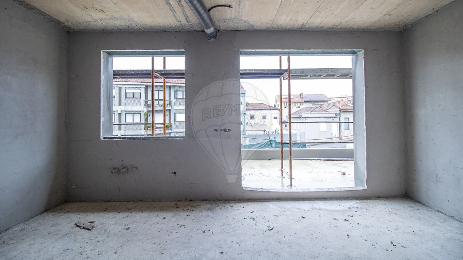 Apartamento T2 para Venda em Mafamude e Vilar do Paraíso Foto 13