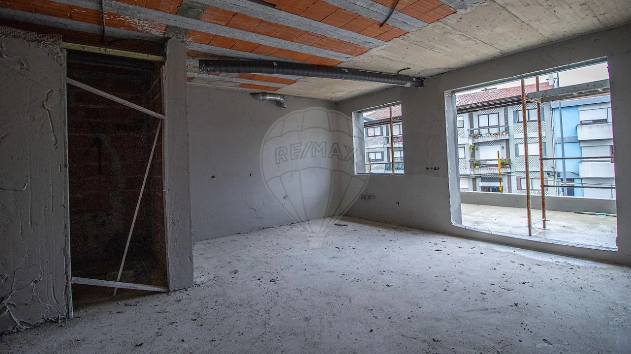 Apartamento T2 para Venda em Mafamude e Vilar do Paraíso Foto 11
