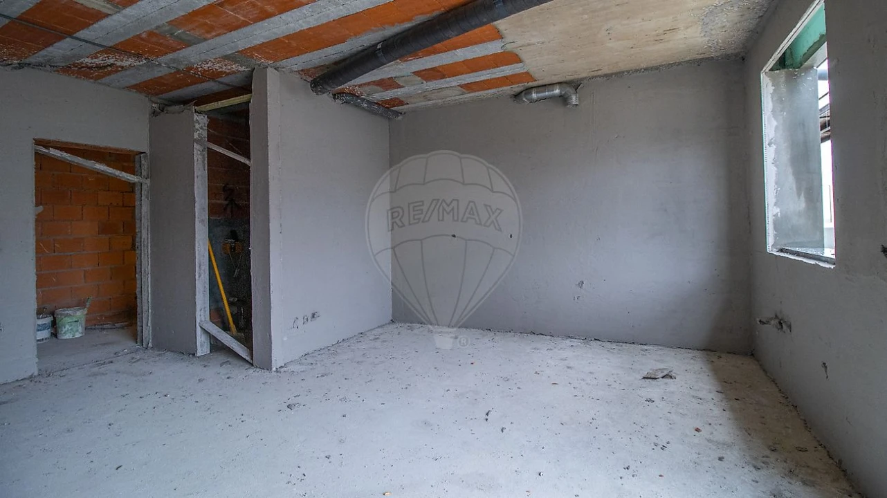 Apartamento T2 para Venda em Mafamude e Vilar do Paraíso Foto 15