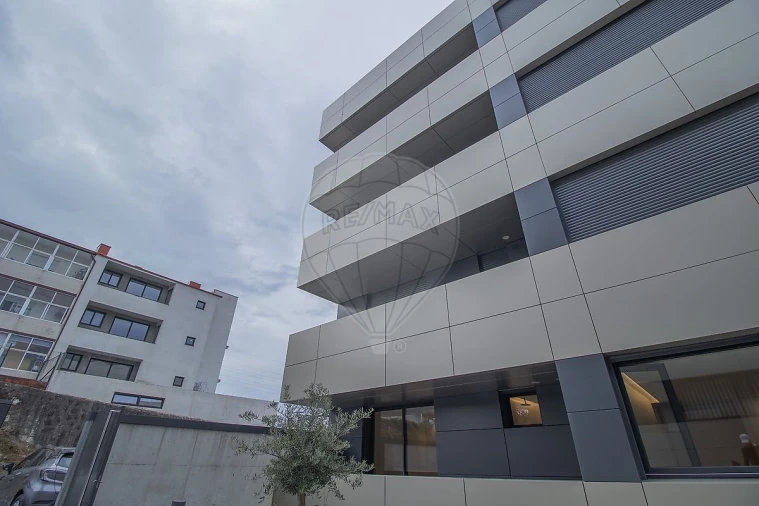 Apartamento T2 para Venda em Mafamude e Vilar do Paraíso Foto 19