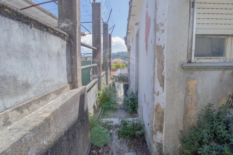 Prédio para Venda em Lordelo do Ouro e Massarelos Foto 9