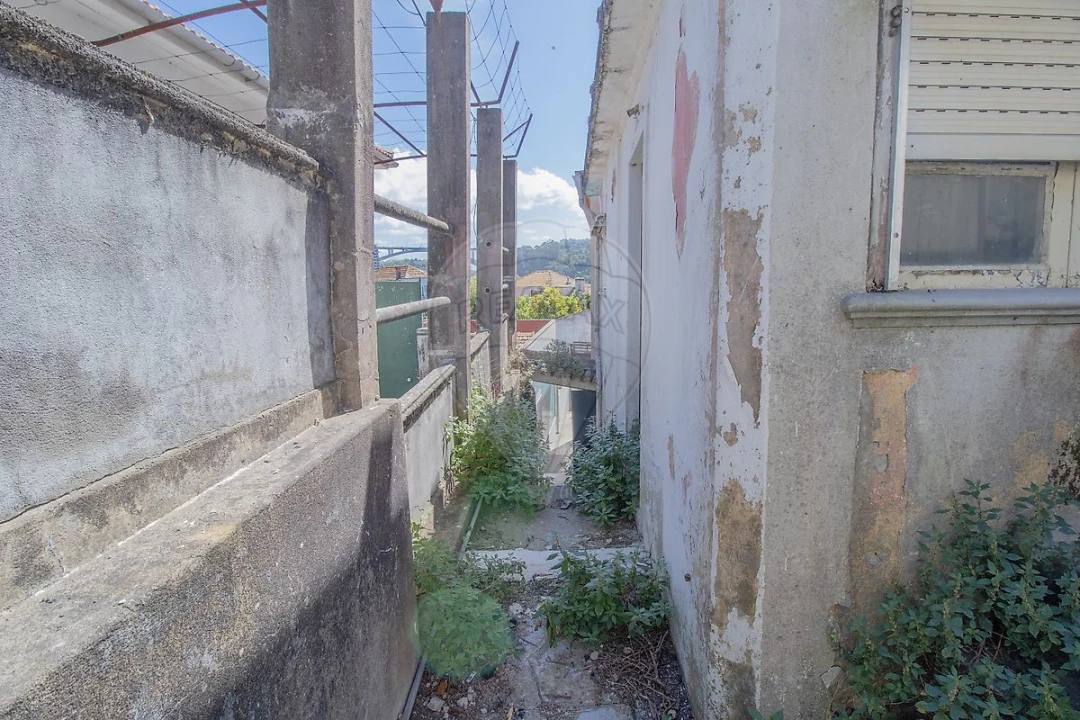 Prédio para Venda em Lordelo do Ouro e Massarelos Foto 9
