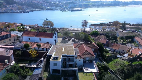 Moradia T4 para Venda em Lordelo do Ouro e Massarelos