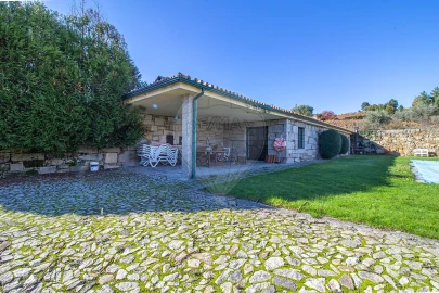 Quinta T7 para Venda em Gouviães e Ucanha