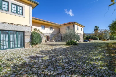Quinta T7 para Venda em Gouviães e Ucanha