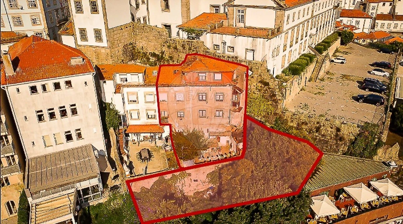 Prédio para Venda em Cedofeita, Santo Ildefonso, Sé, Miragaia, São Nicolau e Vitória Foto 2