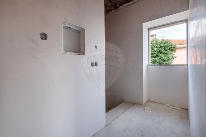 Moradia T3 para Venda em Pedroso e Seixezelo