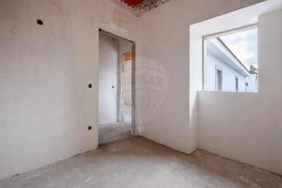 Moradia T3 para Venda em Pedroso e Seixezelo