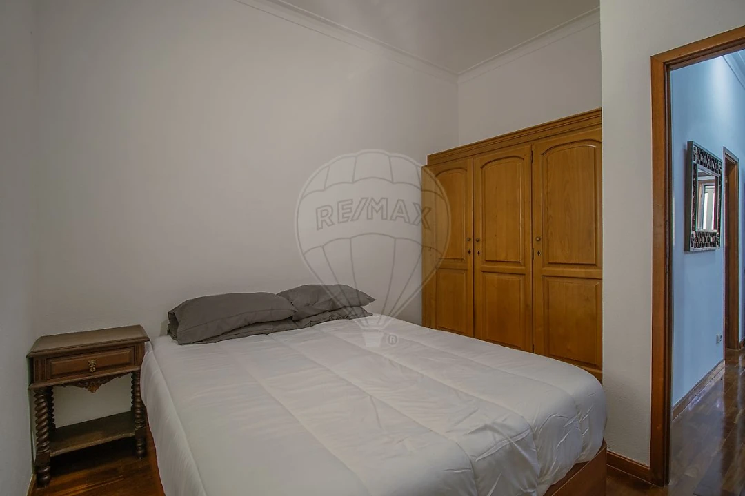 Apartamento T2 para Venda em Mafamude e Vilar do Paraíso Foto 15
