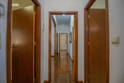 Apartamento T2 para Venda em Mafamude e Vilar do Paraíso