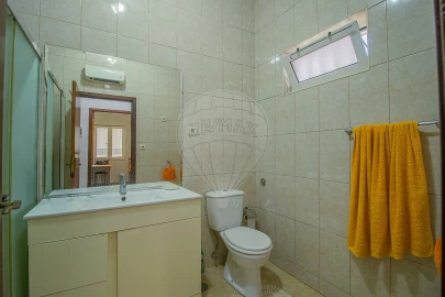 Apartamento T2 para Venda em Mafamude e Vilar do Paraíso