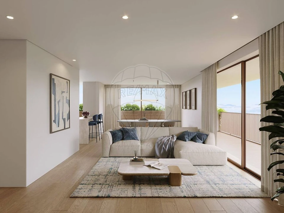 Apartamento T4 para Venda em São Felix da Marinha Foto 1