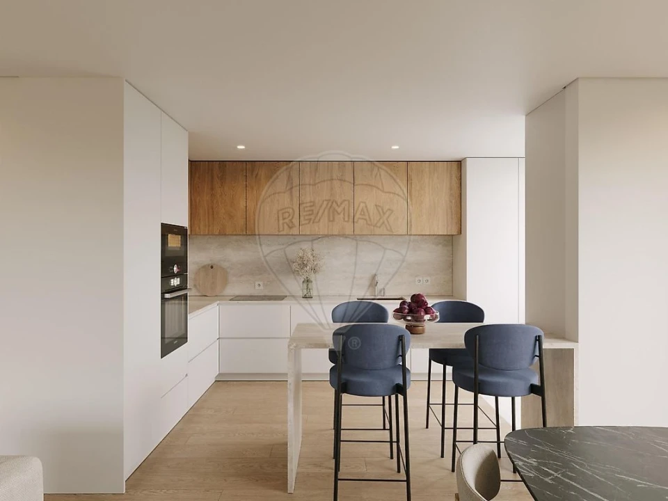 Apartamento T4 para Venda em São Felix da Marinha Foto 2