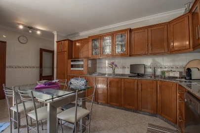 Moradia T4 para Venda em Aguas Santas