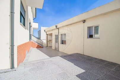 Moradia T4 para Venda em Aguas Santas