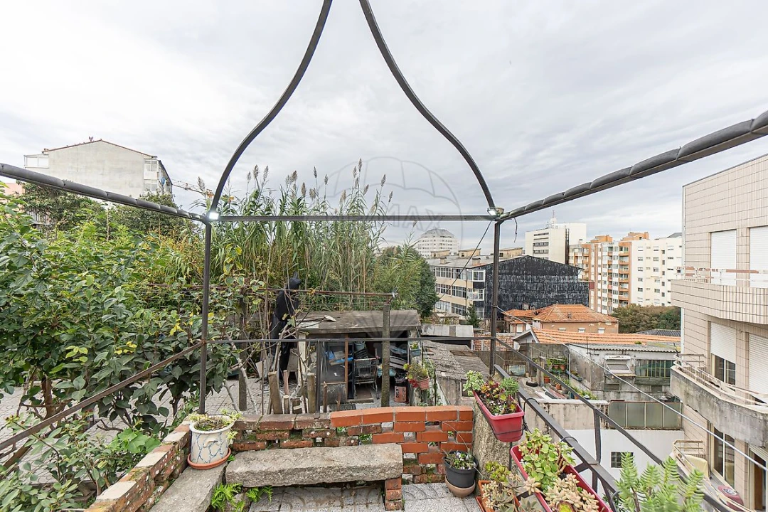 Moradia T2 para Venda em Mafamude e Vilar do Paraíso Foto 46