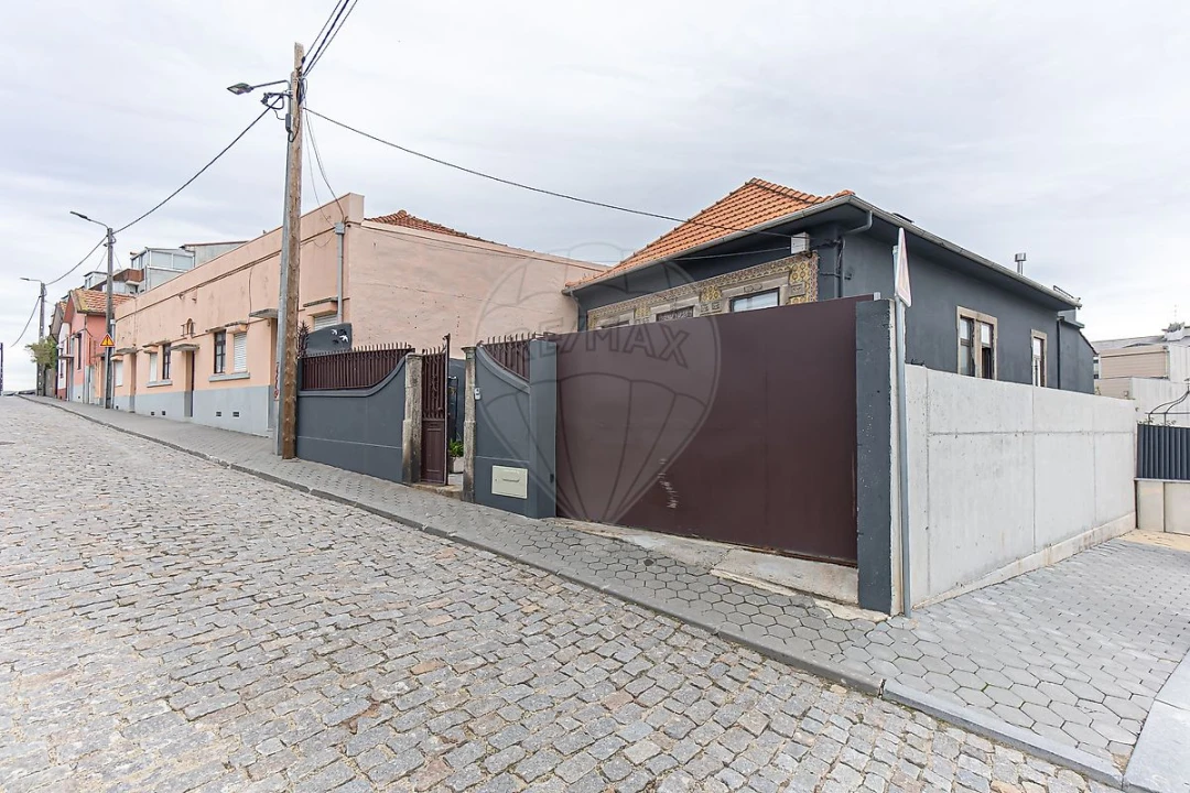 Moradia T2 para Venda em Mafamude e Vilar do Paraíso Foto 43