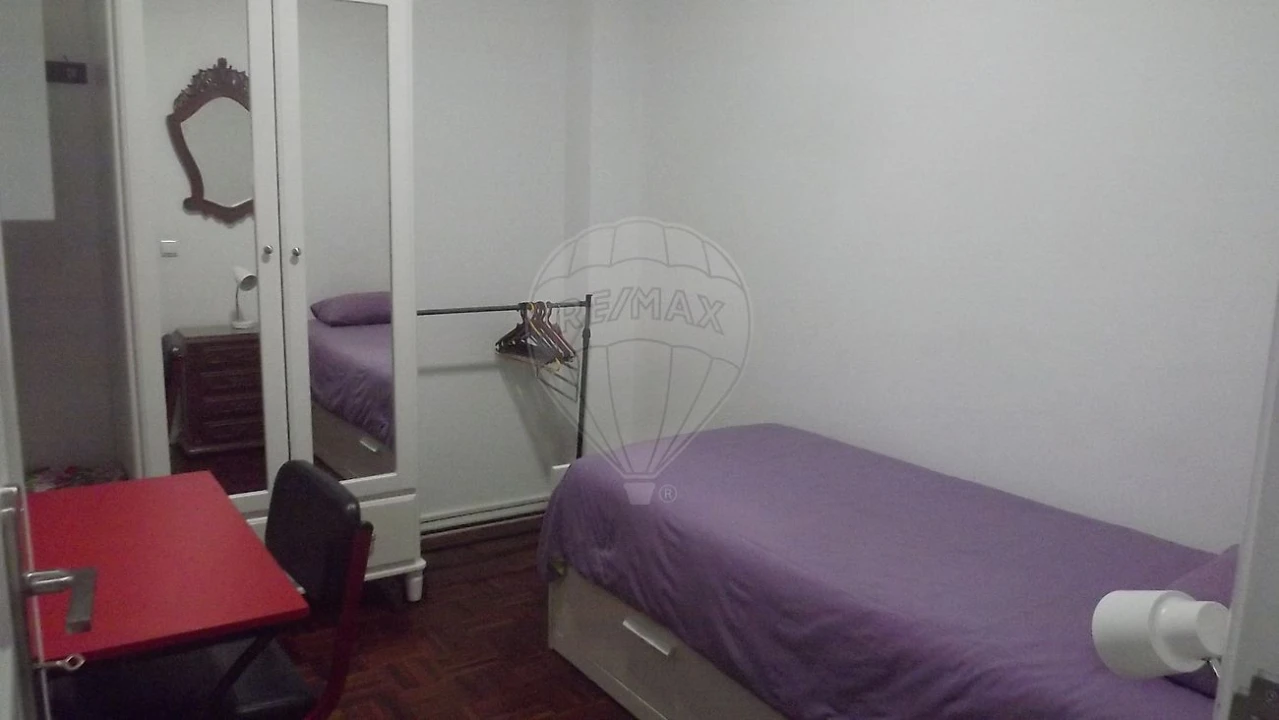 Apartamento T2 para Arrendamento em Mafamude e Vilar do Paraíso Foto 17
