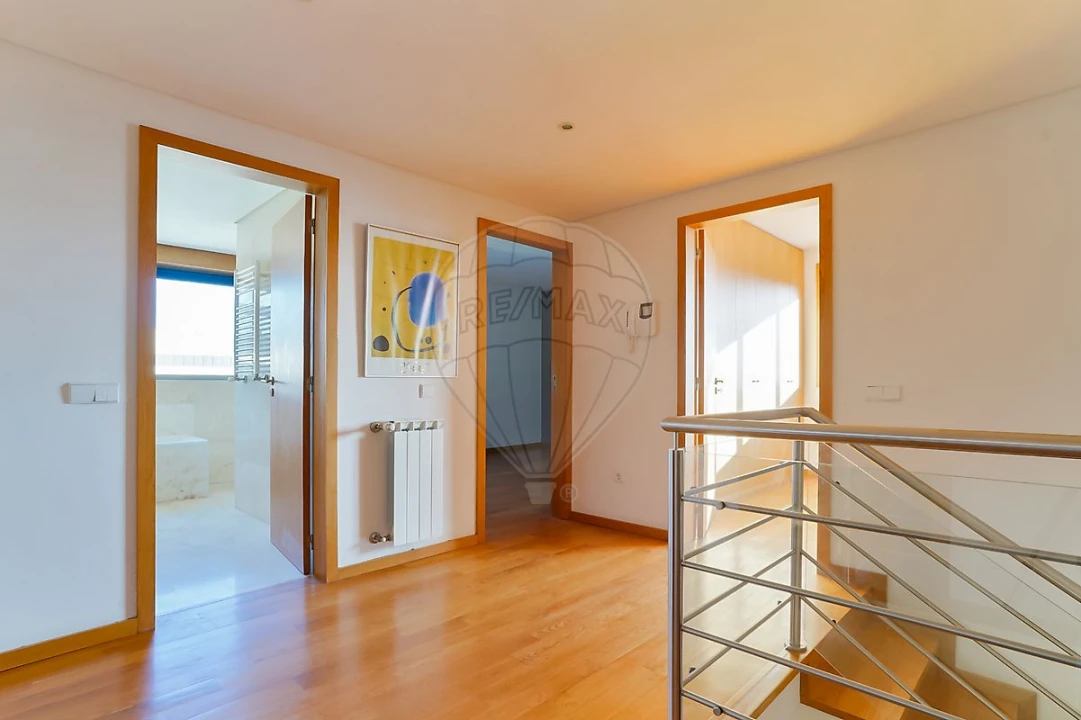 Apartamento T5 para Venda em Matosinhos e Leça da Palmeira Foto 10