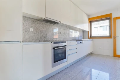 Apartamento T5 para Venda em Matosinhos e Leça da Palmeira