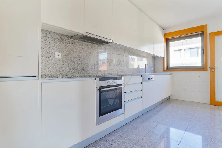 Apartamento T5 para Venda em Matosinhos e Leça da Palmeira Foto 15