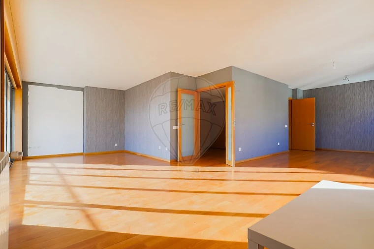Apartamento T5 para Venda em Matosinhos e Leça da Palmeira Foto 19