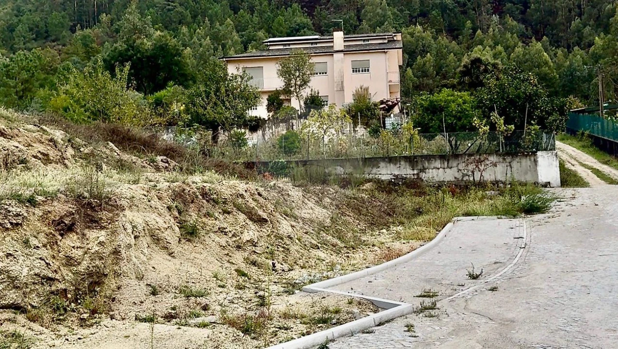 Terreno para Venda em Vandoma Foto 12