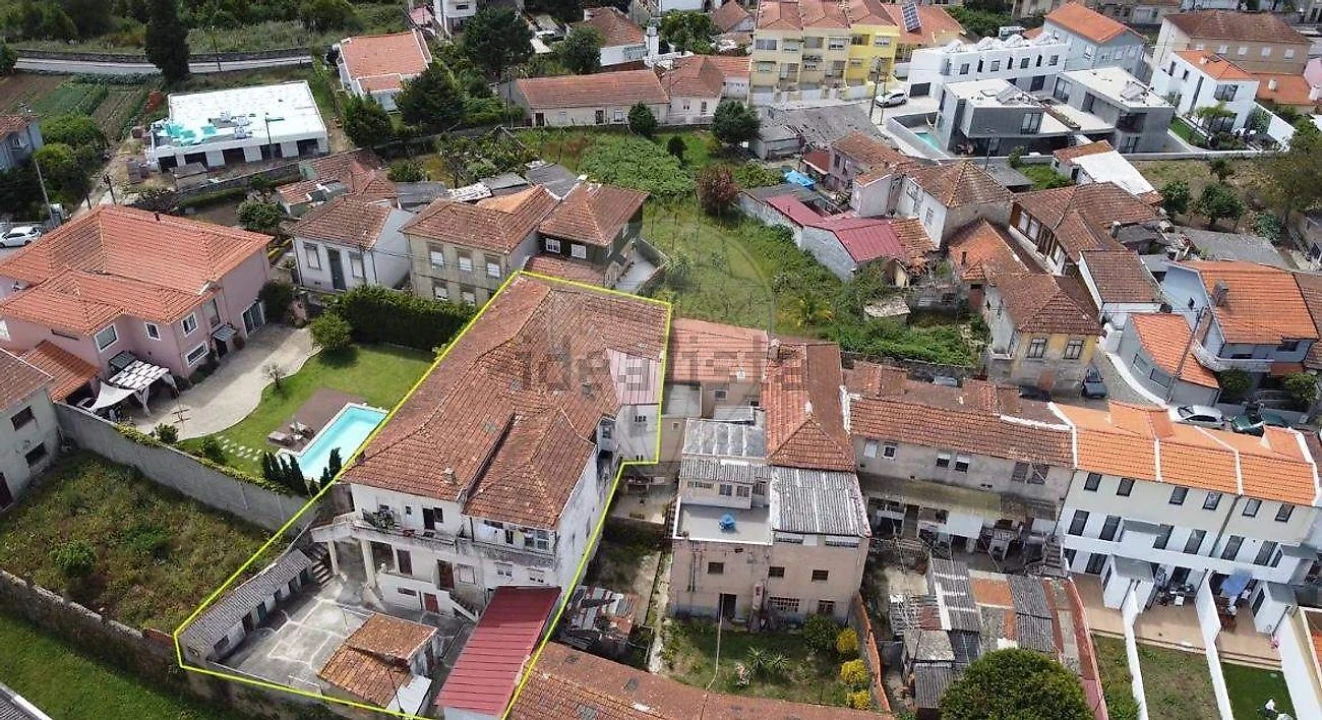 Prédio para Venda em Gondomar (São Cosme), Valbom e Jovim Foto 1