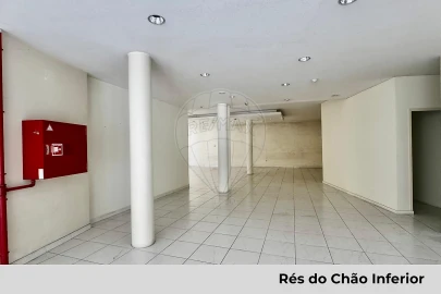 Loja para Arrendamento em Paços de Ferreira