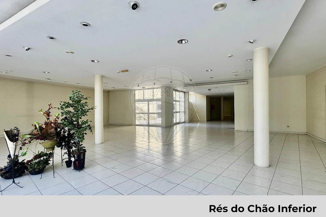 Loja para Arrendamento em Paços de Ferreira Foto 20