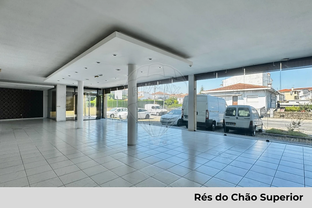 Loja para Arrendamento em Paços de Ferreira Foto 8