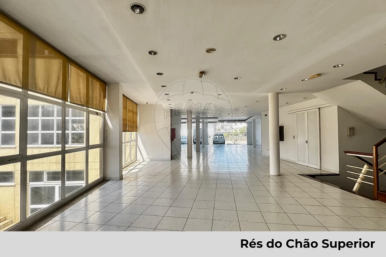 Loja para Arrendamento em Paços de Ferreira Foto 13