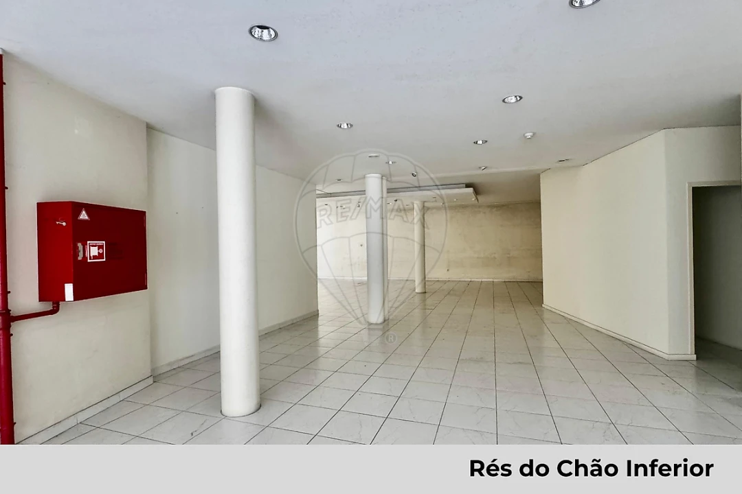 Loja para Arrendamento em Paços de Ferreira Foto 6