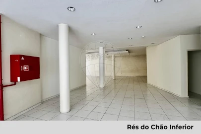 Loja para Arrendamento em Paços de Ferreira